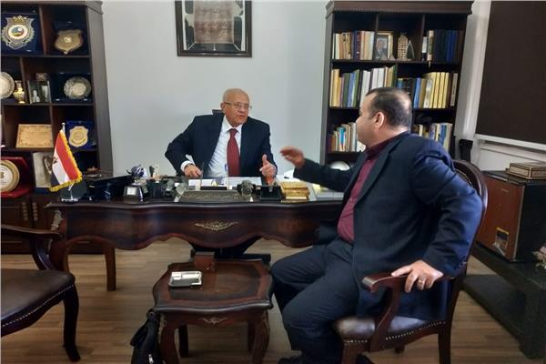  رئيس جمعية الجيولوجيين المصريين خلال حواره مع بوابة أخبار اليوم 