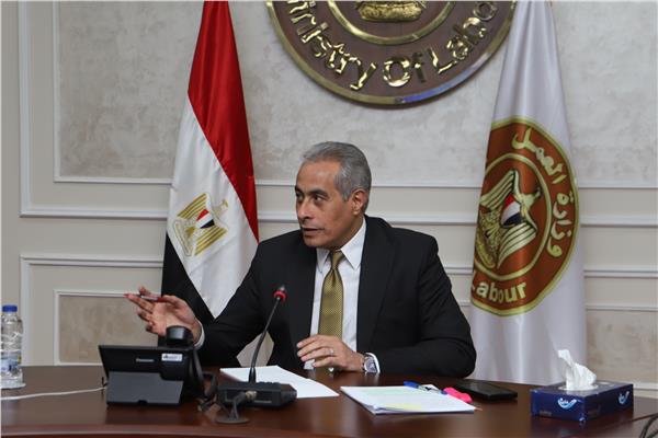 وزير العمل