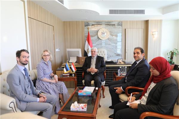 وزير التعليم العالي يُناقش مع سفيرة جمهورية إستونيا سُبل تعزيز التعاون