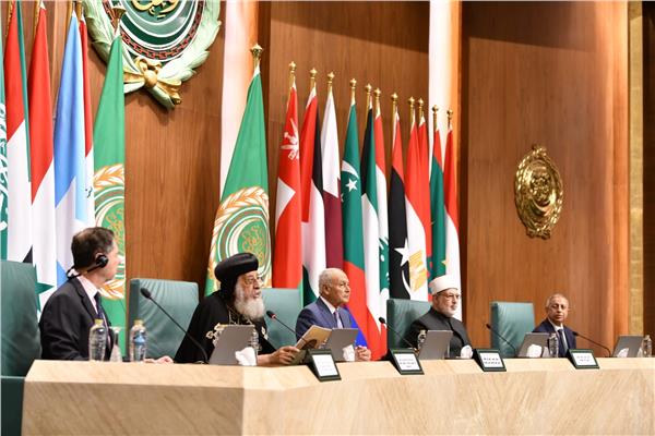 البابا تواضروس خلال اللقاء