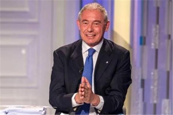 وزير الصناعة والأعمال الإيطالي أدولفو أوروسو