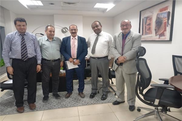 وفد من النقابة العامة للعلوم الصحية