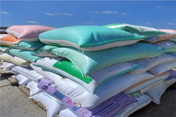  توريد الأقماح لشون وصوامع البحيرة 