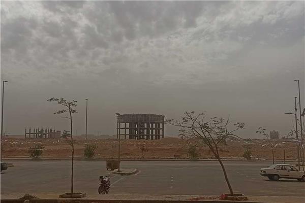 العاصفة الترابية