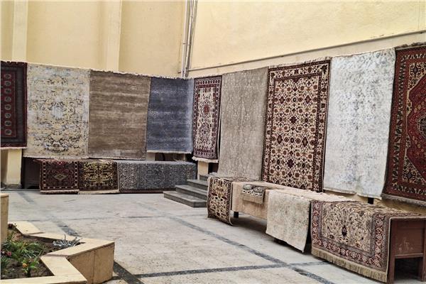 معرض السجاد اليدوي