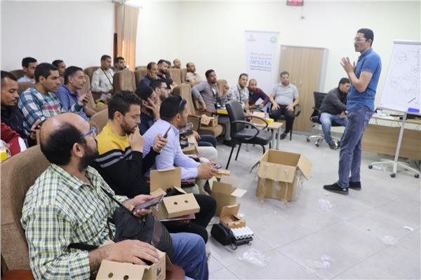 82 جهاز محمول وطابعة متنقلة لتحديث البيانات ورفع مواقع العملاء