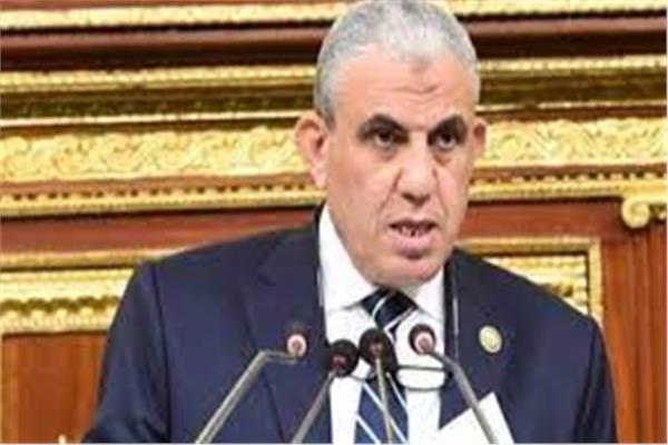 النائب عادل عبد الفضيل عياد