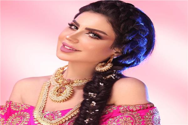 حليمة بولند