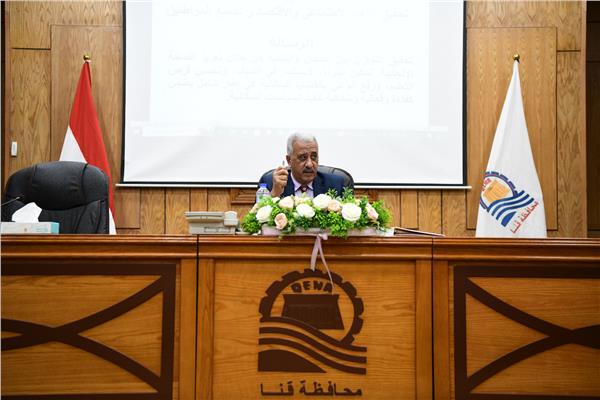  اللواء أشرف الداودى محافظ قنا