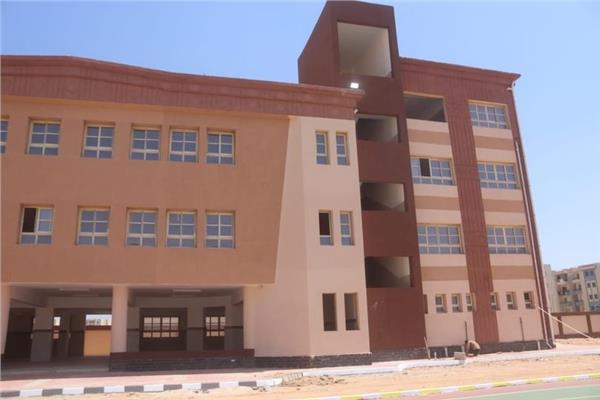  أعمال الطرق والتطوير بالمنطقة الصناعية بالعاشر من رمضان