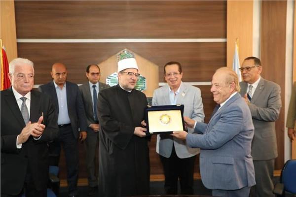 وزير الأوقاف ومحافظا الشرقية وجنوب سيناء