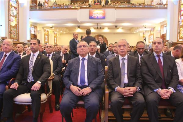 الدكتور عبدالسند يمامة خلال احتفال الكنيسة الانجلية بعيد القيامة المجيد بالكنيسة الانجيلية 