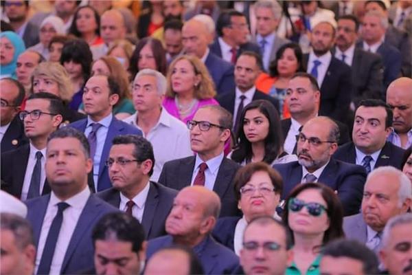 رئيس مجلس إدارة مؤسسة أخبار اليوم خلال احتفالية الكنيسة الانجيلية