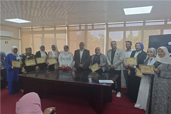 إدارة التمريض بمديرية الصحة بقنا خلال التكريم