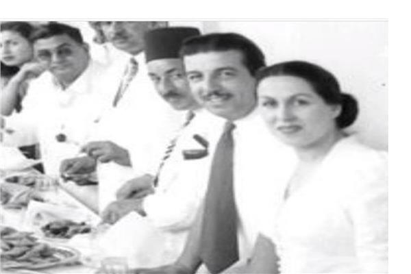 فناني الزمن الجميل خلال قضاءهم شم النسيم بالقناطر الخيرية