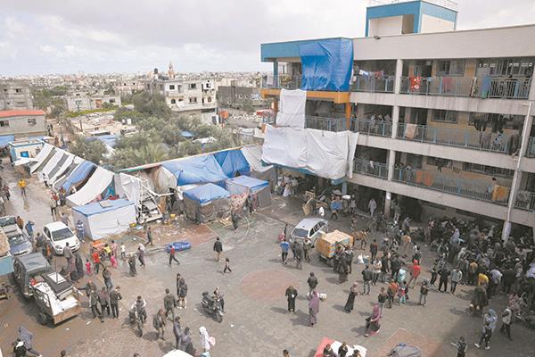 مليون ونصف المليون غزاوى يقيمون فى مخيمات ومعرضون لخطر الإبادة الجماعية على يد جيش الاحتلال