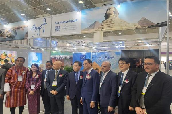 السفير المصرى يفتتح الجناح المصرى في معرض سول الدولي للسياحة