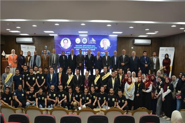 اختتام فعاليات الملتقى الأول لخريجي كلية الحاسبات والذكاء الاصطناعي