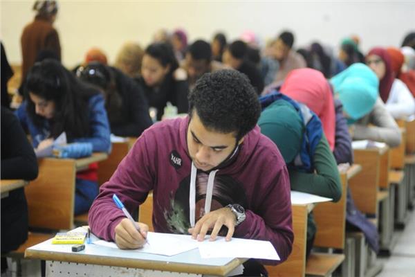  ماراثون امتحانات الثانوية العامة