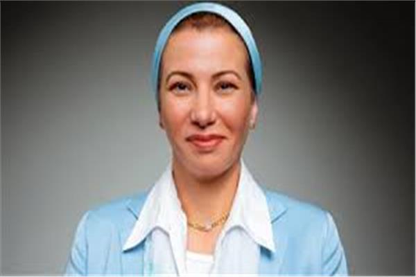 وزيرة البيئة
