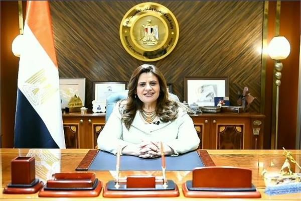  السفيرة سها جندي، وزيرة الهجرة