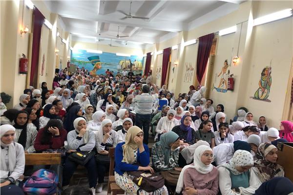 قوافل تعليمية