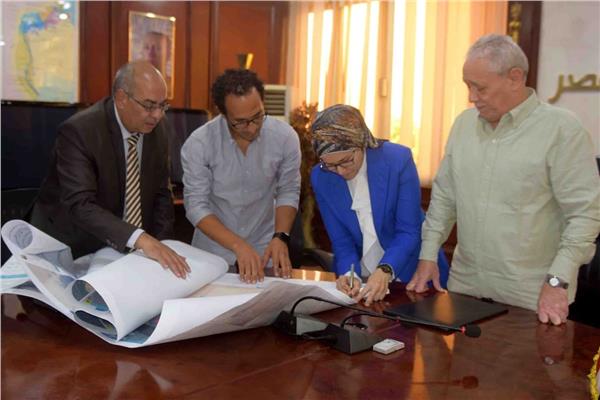 المستشار مصطفى ألهم محافظ الأقصر 