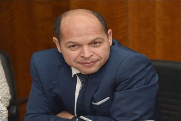 الكاتب الصحفي أحمد أبورية