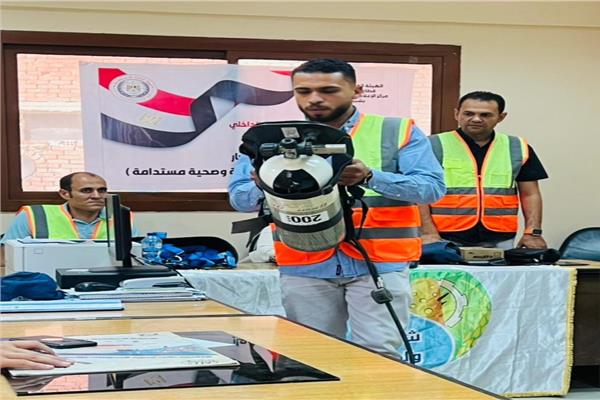 خلال ورشة تطبيقات الصحة والسلامة المهنية بالمنشآت الحكومية بالمنوفية