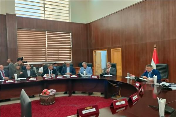 اجتماع وفد لجنة الإدارة المحلية بمجلس النواب