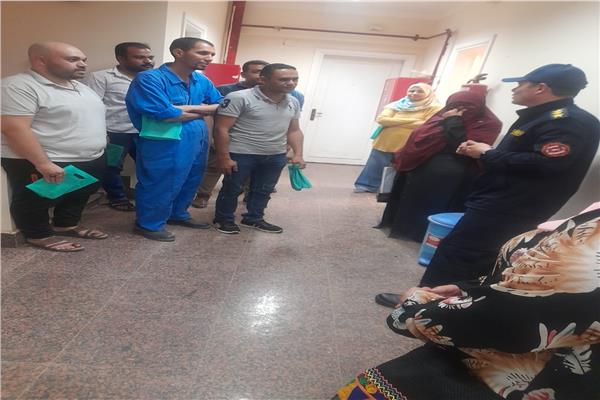  العمل تنظم ندوة للتوعية بثقافة السلامة والصحة المهنية بمنشآت الوادى الجديد