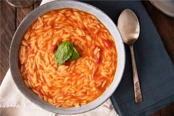 شوربة لسان العصفور