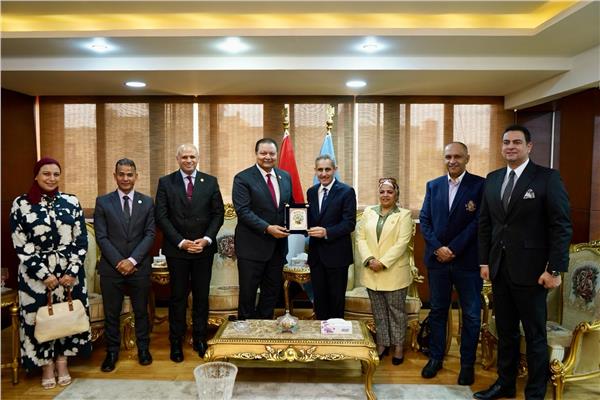 رئيس الاعتماد والرقابة الصحية يبحث التعاون المشترك 