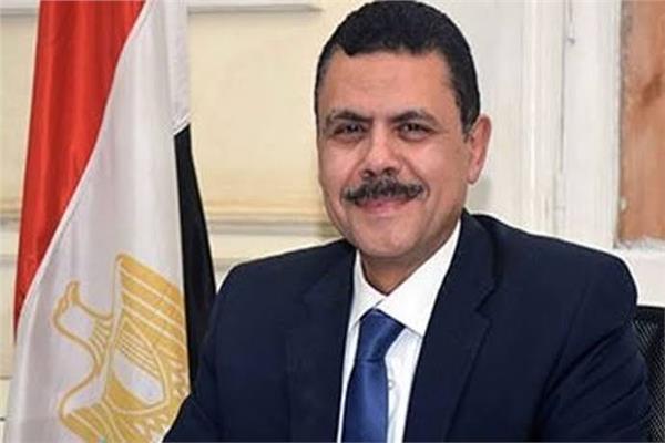 الدكتور أحمد أبو اليزيد الأستاذ بكلية الزراعة