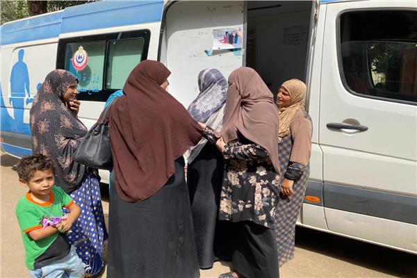 جانب من القوافل الطبية