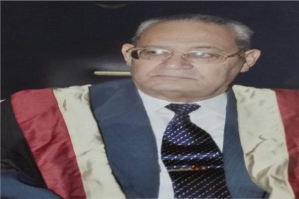  الأستاذ الدكتور عبدالوهاب عبدالحافظ (رئيس المجمع)