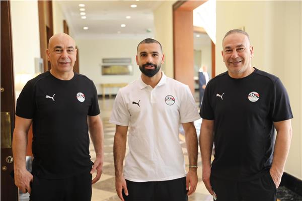 إنضمام محمد صلاح لمعسكر منتخب مصر