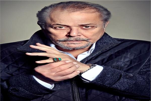 النجم محمود عبد العزيز