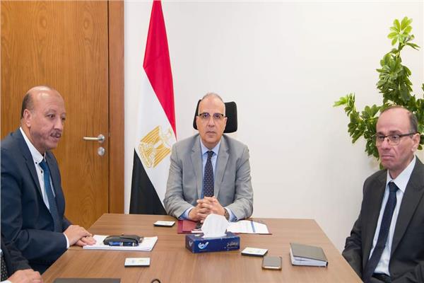 خلال إجتماع متابعة موقف التعاون الثنائى مع دولة جنوب السودان