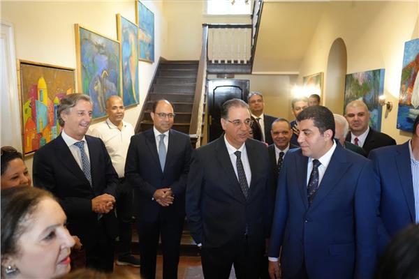 جانب من افتتاح معرض المنتجات المصرية والتراثية 