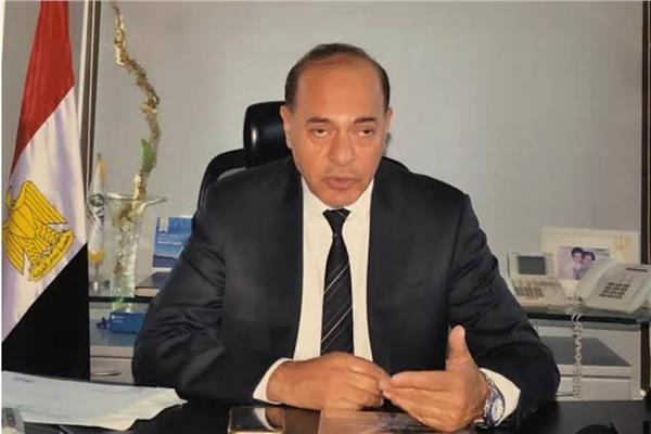عادل عبد الفتاح خبير أسواق المال