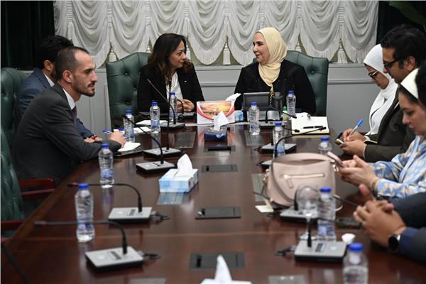 وزيرة التضامن الاجتماعي تلتقي وزيرة التنمية الاجتماعية الفلسطينية