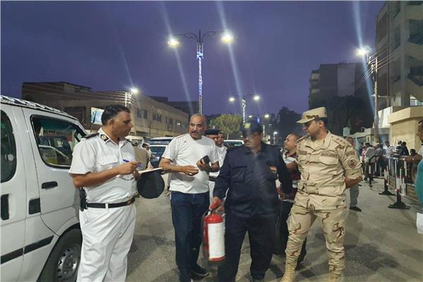 مدير تعليم المنوفية يشهد فجراً توزيع صناديق امتحانات الثانوية العامة 2024