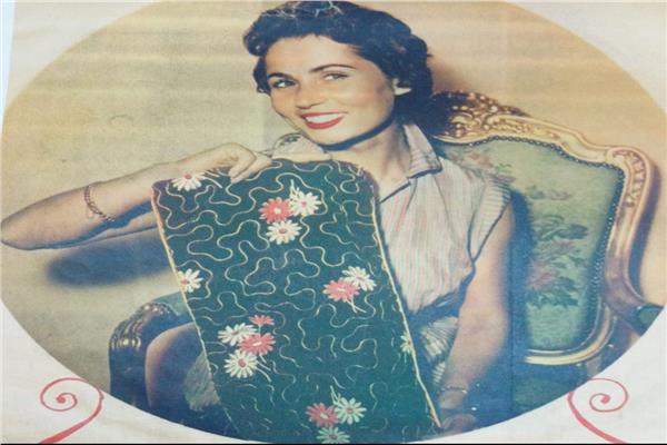 الفنانة زهرة العلا 