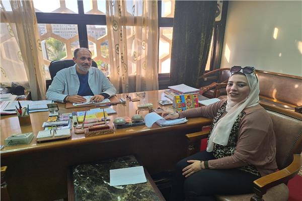 محررة بوابة أخبار اليوم ومدير مسرح العرائس 