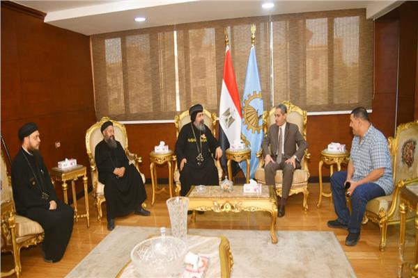  محافظ الغربية يستقبل الأنبا أغناطيوس للتهنئة بعيد الأضحى المبارك