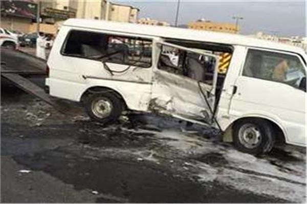 حادث تصادم سيارتين