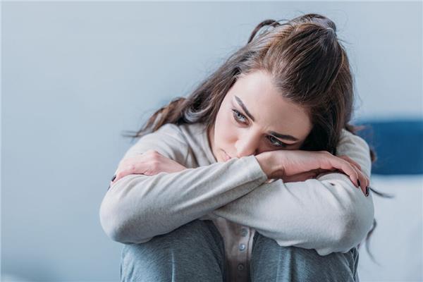ماذا تفعل لتجنب الإصابة بنوبات الاكتئاب؟