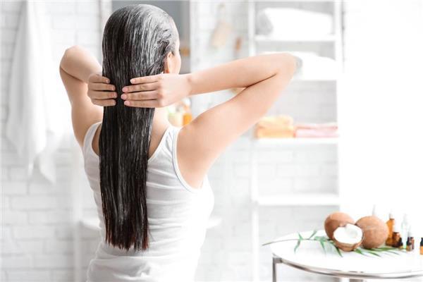 ماسكات طبيعية للعناية بفروة الرأس 