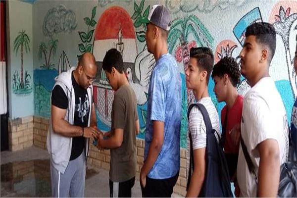 تفتيش طلاب الثانوية العامة